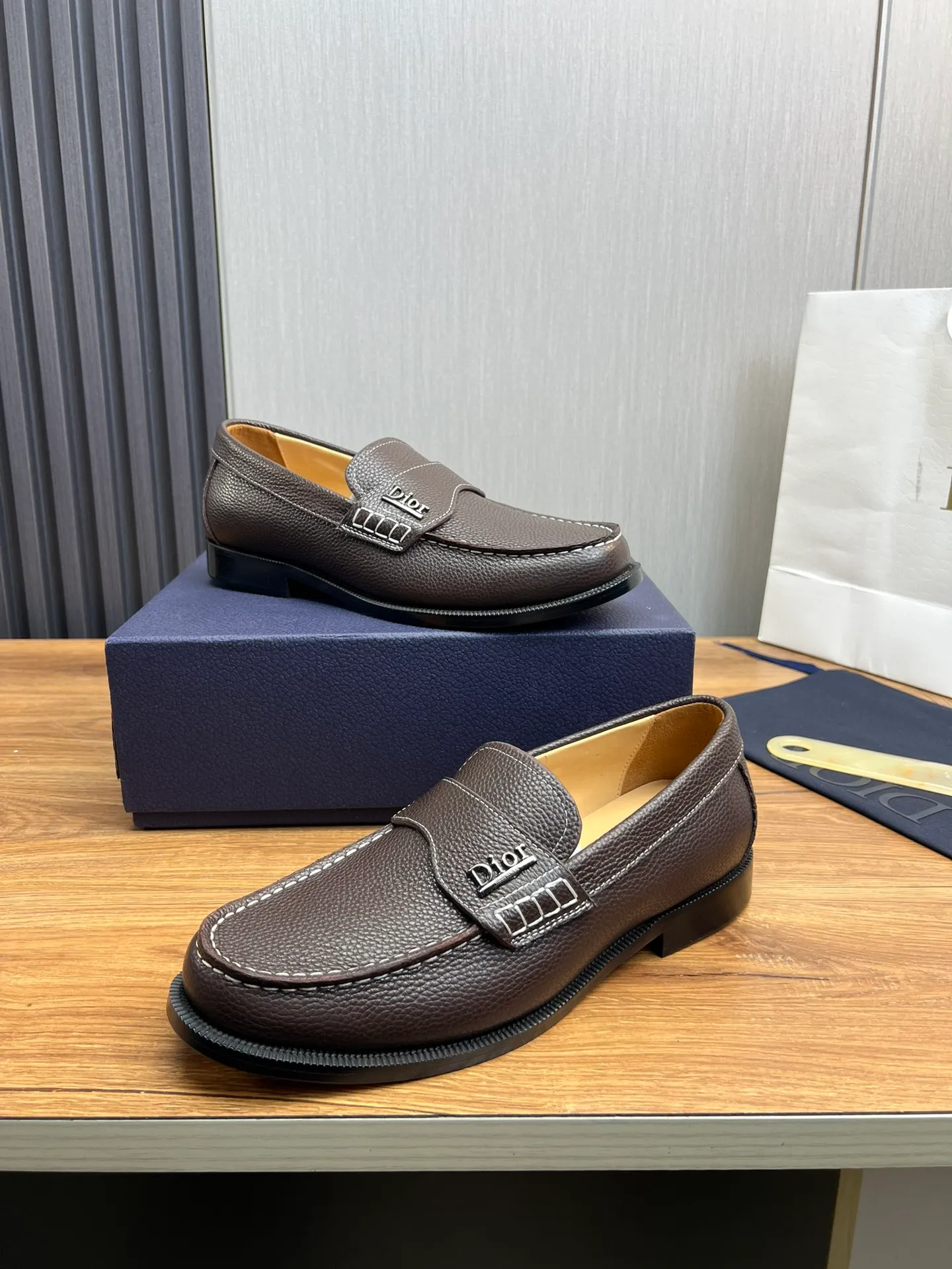 Men's men's shoes💰560💰 Dior men's business casual leather shoes👞all use imported original brand leather, just to create a more comfortable wearing experience, upper: original cowhide➕imported sheepskin lining, original non-slip and wear-resistant rubber outsole✔️36-45 (38.45 non-returnable)